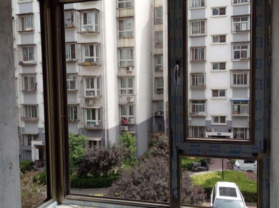 華建門窗