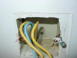 多控開關接線盒里有多根電線，如何區分每根電線？如何正確接線？