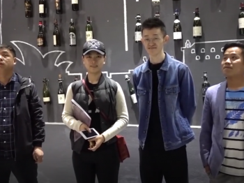 三里屯酒吧裝修