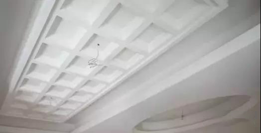 中海建林裝飾木工吊頂介紹
