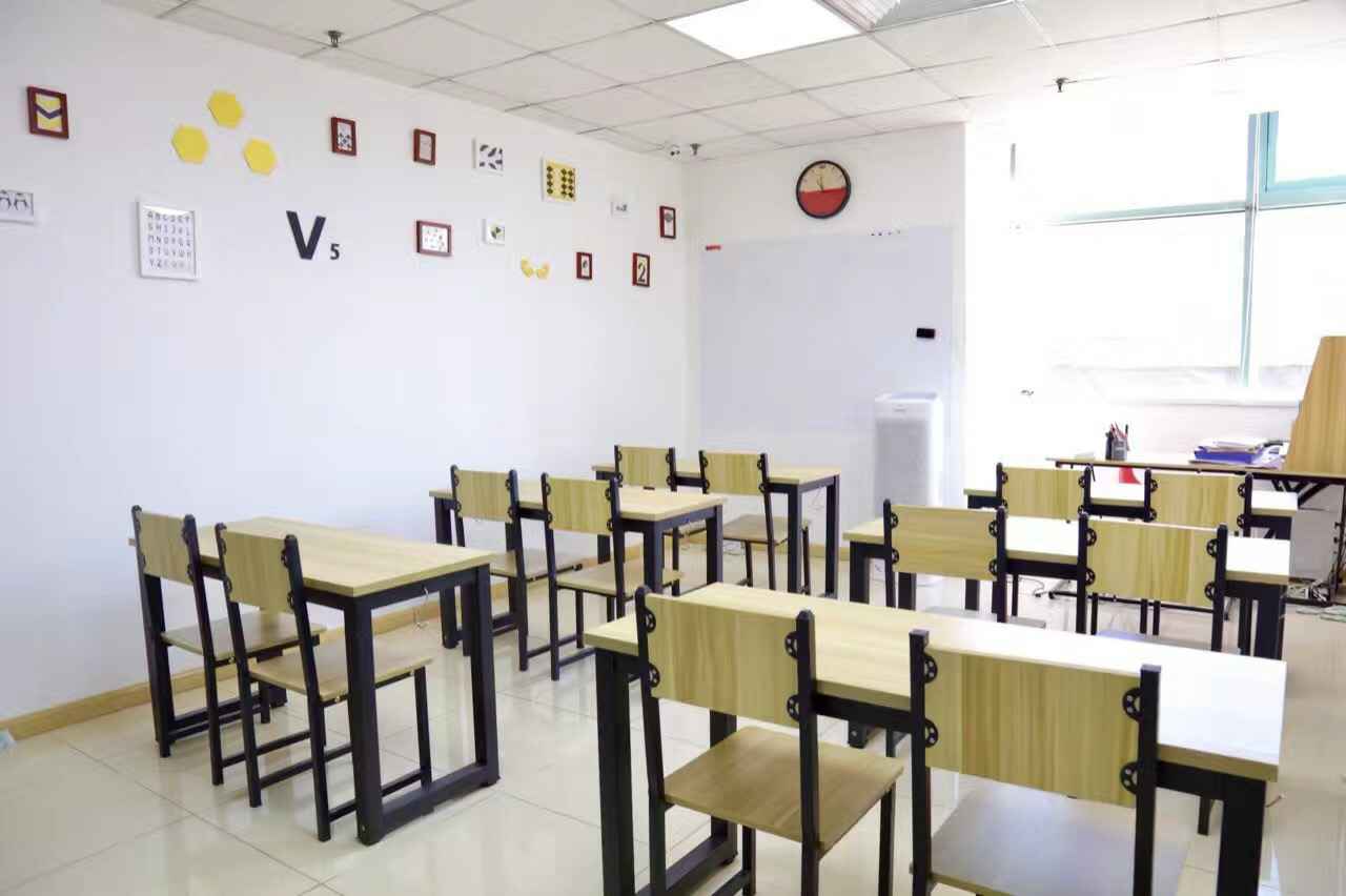 辦公室裝修效果圖